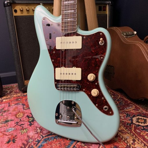 Fender Jazzmaster 60th Anniversary Daphne Blue