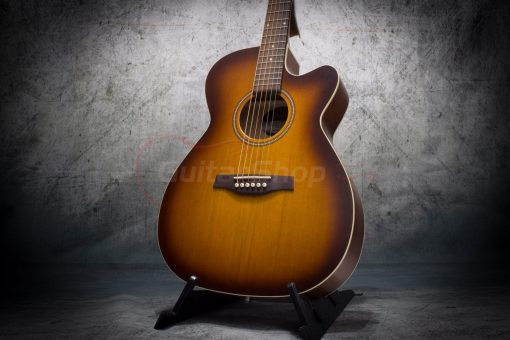 Seagull Entourage Rustic Concert Hall Cutaway Electro Q1T Preamp