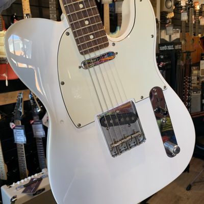 Fender Telecaster 2022 White